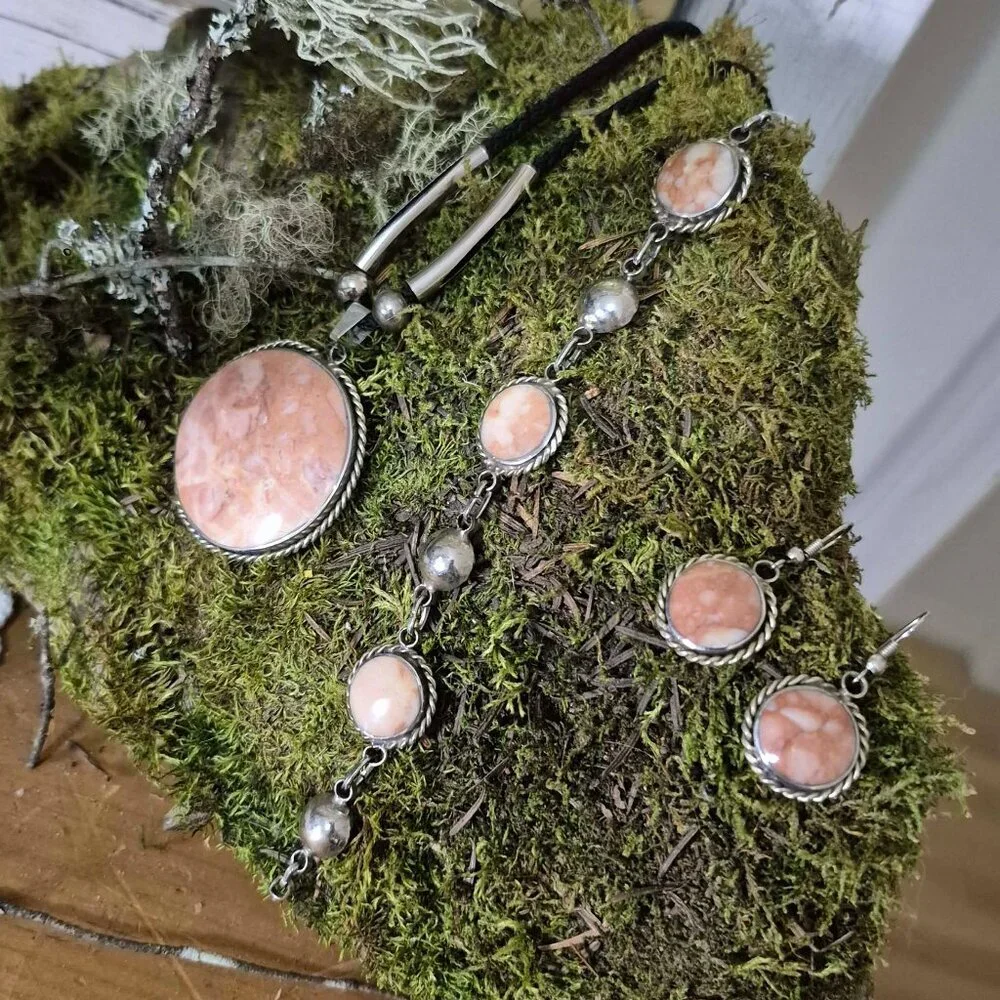 Vintage Pink Natural Stone & Silver Tone Artisan Set - Pendant Bracelet Earrings - Picture 3 of 10